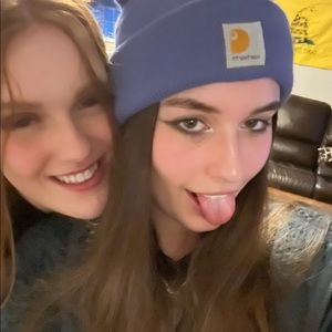 Meet your Posher, Hailey